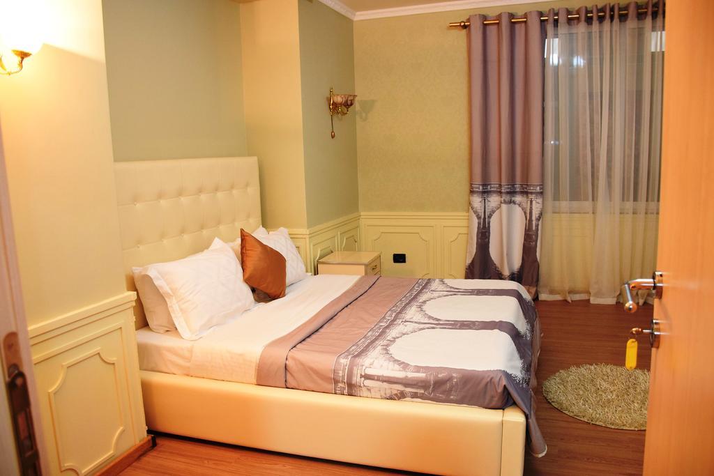 Hotel Eagle Tirana Exterior photo